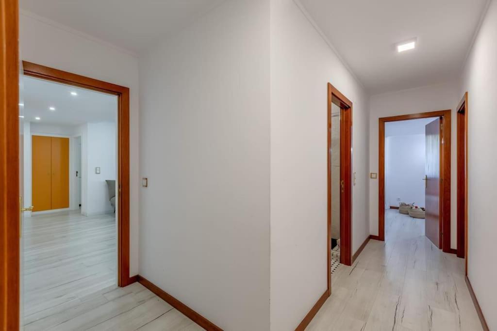 Spacious 3-bedroom In * Lisbon